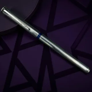 Bolígrafo Pierre Cardin plateado