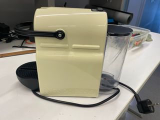 Cafetera Nespresso Delonghi inissia para piezas