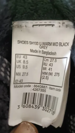 Botas Quechua negras y grises