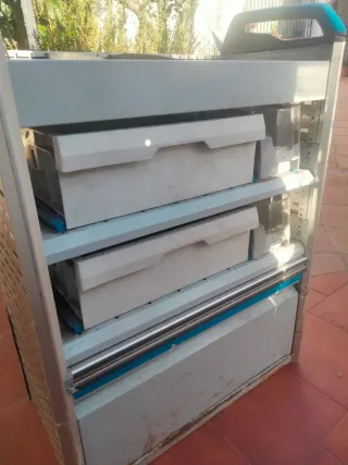Scaffalatura con cassetti per furgone Sortimo