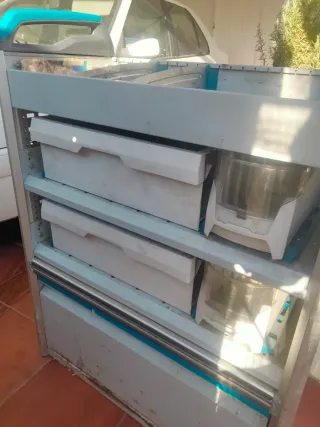 Scaffalatura con cassetti per furgone Sortimo