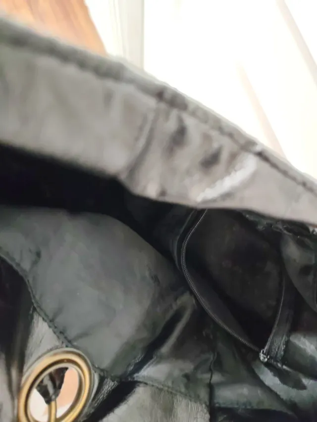 Bolso floral negro y rosa