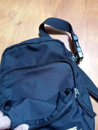 Bandolera Nike Negra
