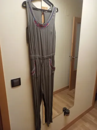 Mono estilo indio bordado