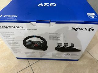 Volante e pedaliera Logitech G29