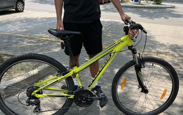 Bicicleta Specialized Hardrock V 650b