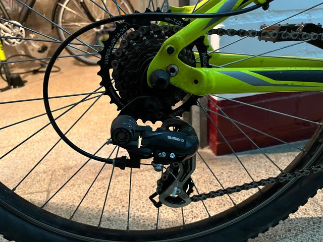 Bicicleta Specialized Hardrock V 650b