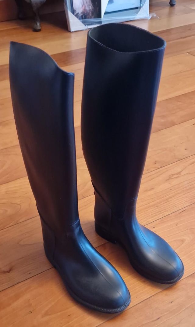 Conjunto equitación niña negro y rojo