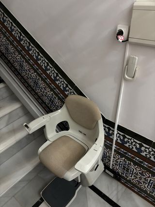 Silla salvaescaleras TKE Escalera automática