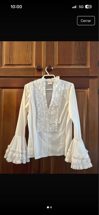 Camisa flamenca blanca con volantes