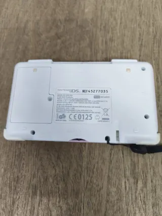 Nintendo DS rosa + 5 juegos