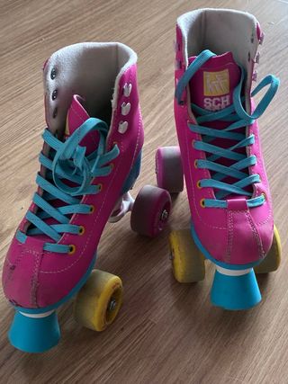 Patines 4 ruedas rosas Talla 35