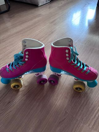 Patines 4 ruedas rosas Talla 35