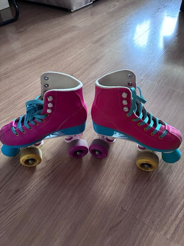 Patines 4 ruedas rosas Talla 35