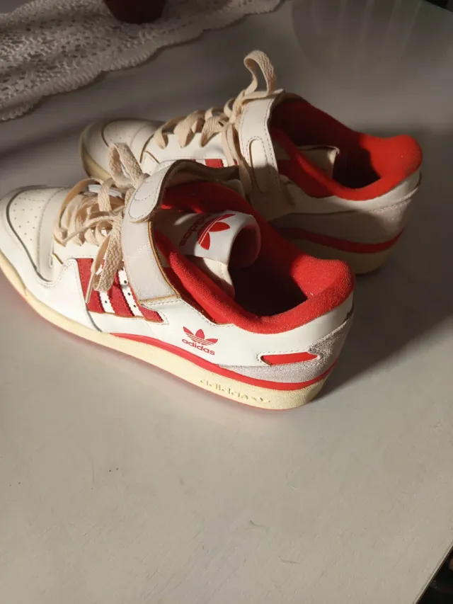 Adidas Forum 84 low Rojas Talla 42 2/3