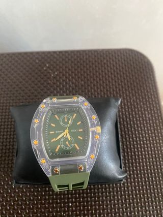 Reloj OUKI verde militar