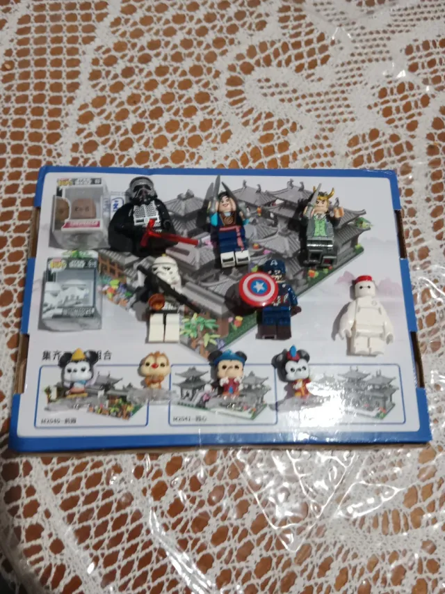 Figure da collezione in stile Lego