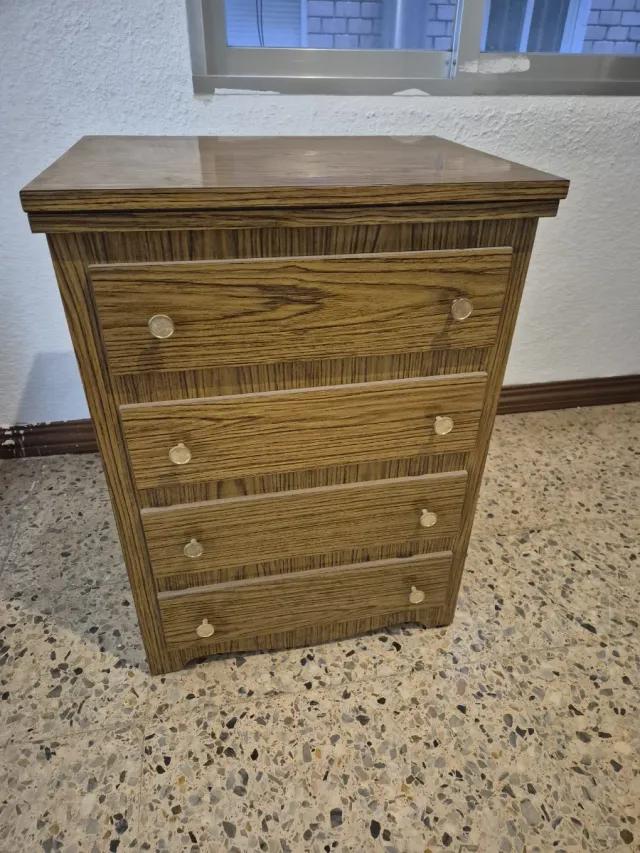 Máquina de coser Singer antigua