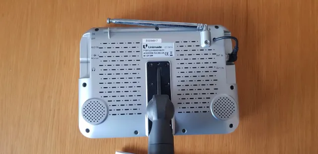 Monitor TFT Unimade Azul/Plata