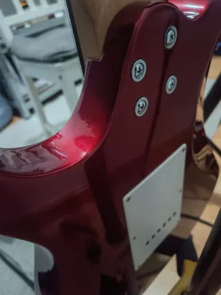 Guitarra Eléctrica Ibáñez Roja