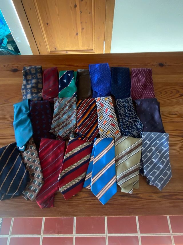 Lote 21 corbatas