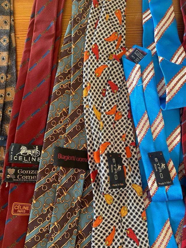 Lote 21 corbatas