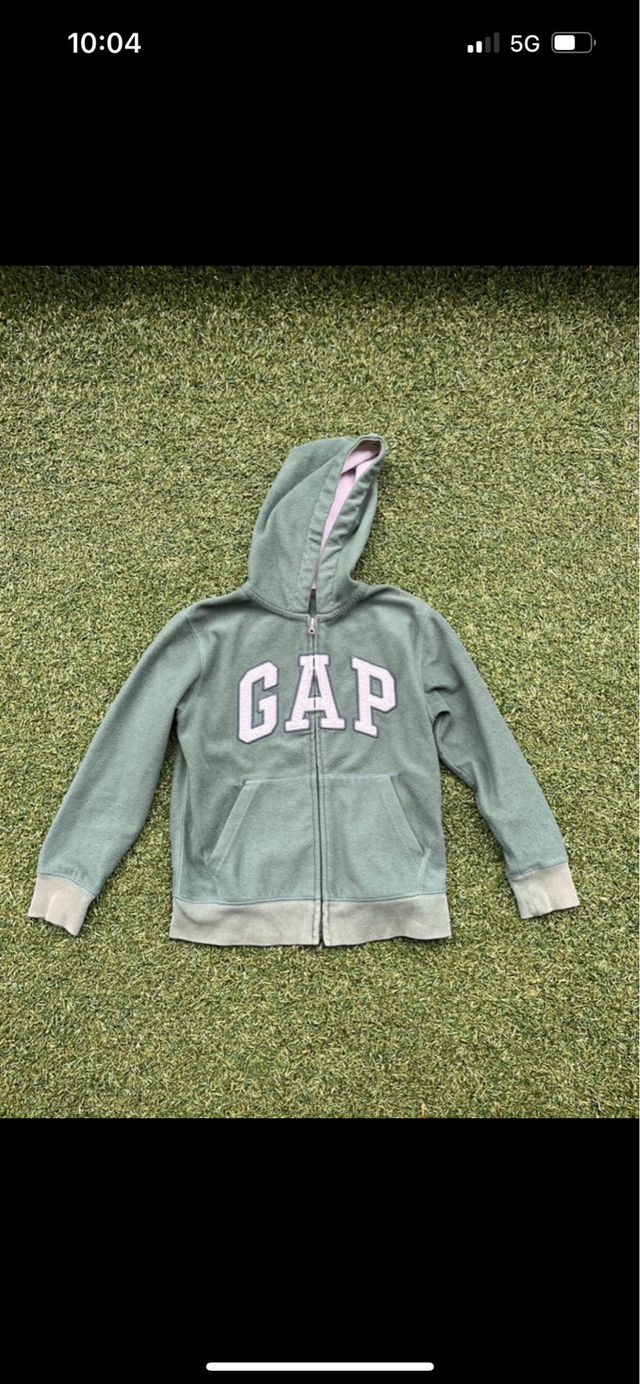 Sudadera Gap con cremallera y capucha