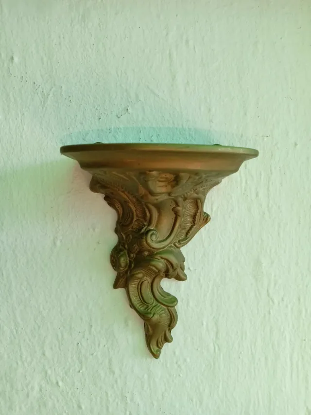 Altar expositor latón figuras religiosas