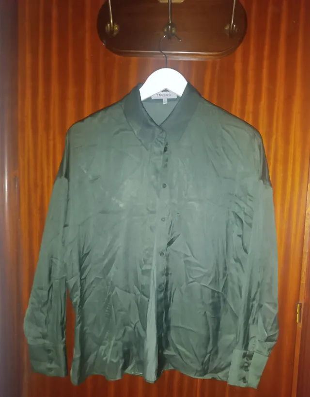 Camisa verde manga larga