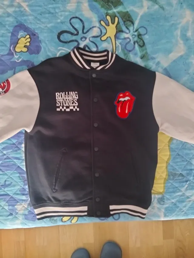 Chaqueta Rolling Stones niño Zara talla 11-12 años