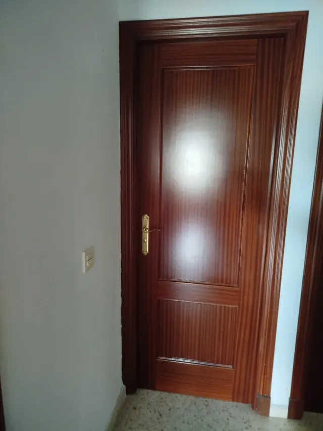 Puerta de paso madera