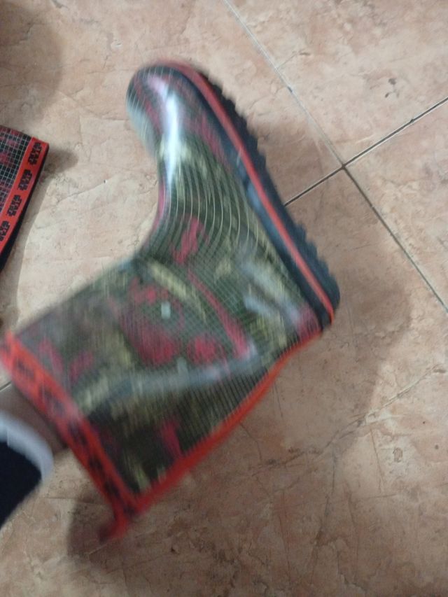 Botas de agua niño talla 33-35