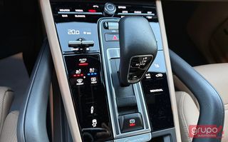 PORSCHE Cayenne EHybrid Platinum Edition