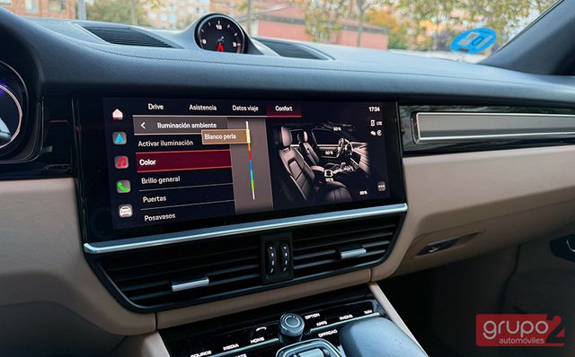 PORSCHE Cayenne EHybrid Platinum Edition