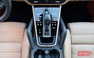 PORSCHE Cayenne EHybrid Platinum Edition