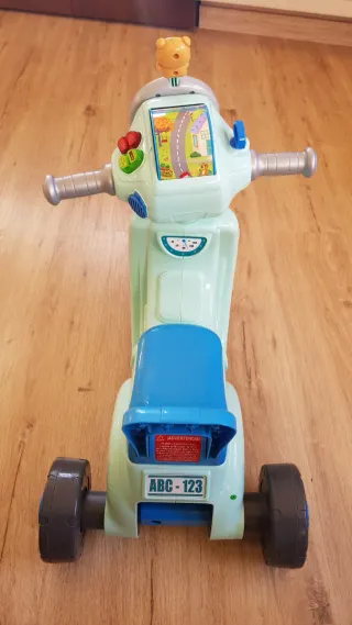 Moto correpasillos VTECH