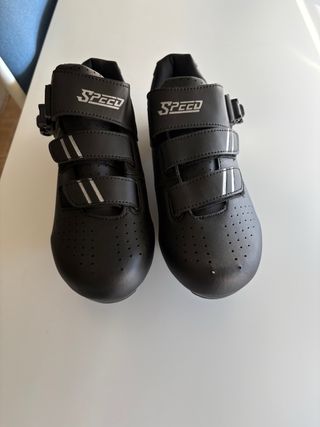 Zapatillas Ciclismo SPEED Negras.
