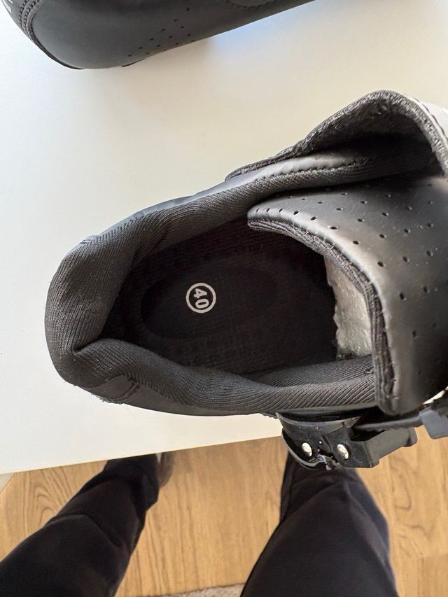 Zapatillas Ciclismo SPEED Negras.