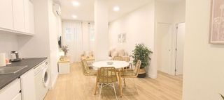 Piso en alquiler en Los Remedios en Sevilla