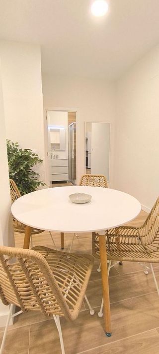 Piso en alquiler en Los Remedios en Sevilla