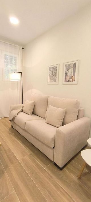 Piso en alquiler en Los Remedios en Sevilla