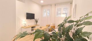 Piso en alquiler en Los Remedios en Sevilla