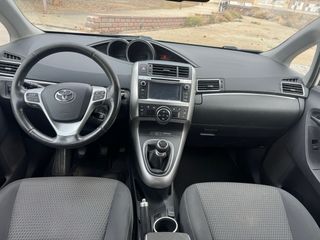 Toyota Verso 2015