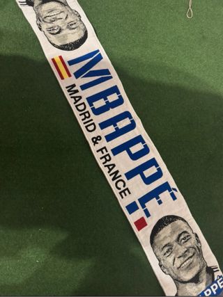 Bufanda Mbappé Madrid & France
