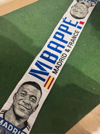 Bufanda Mbappé Madrid & France