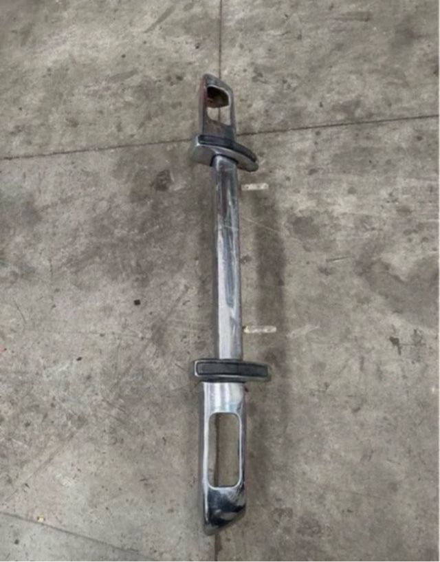 Paragolpes SEAT 124 Sport 1800