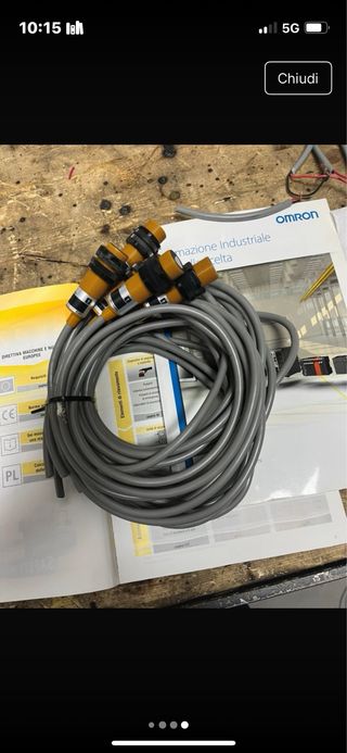 Sensori di prossimità fotoelettrici Omron NPN 20€