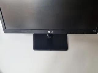 Monitor LG Flatron E2242 Negro