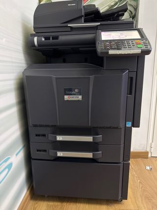 Impresora Multifunción Kyocera TASKalfa 3050ci