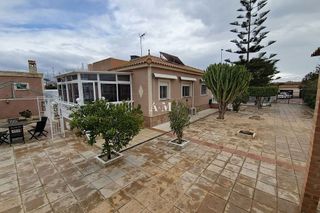 Chalet en alquiler en Campos de Golf - Villa Martin - Los Dolses en Orihuela
